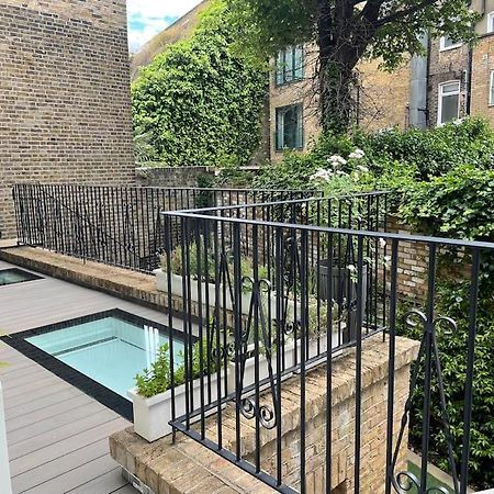 Stylish 3-Bedroom Flat In Kensington Лондон Екстериор снимка