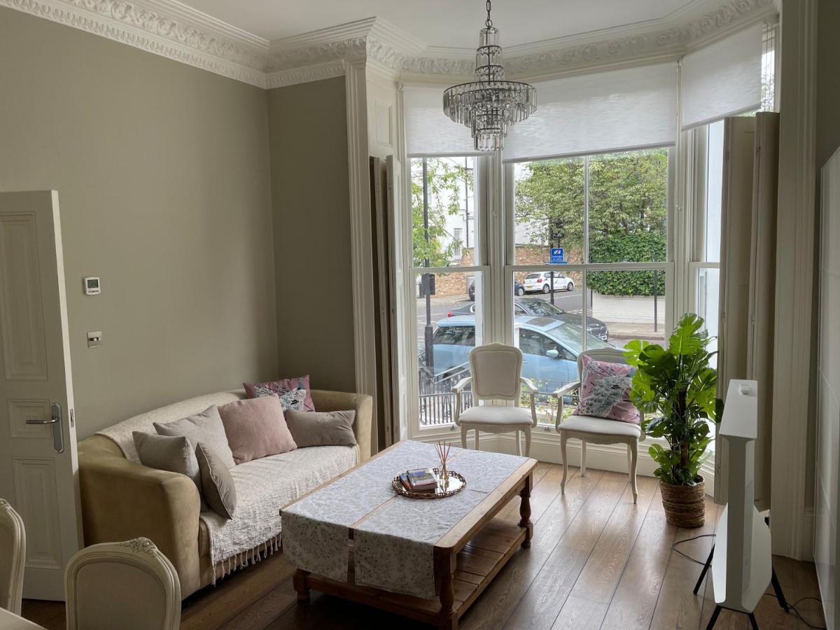 Stylish 3-Bedroom Flat In Kensington Лондон Екстериор снимка